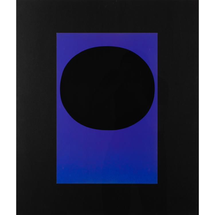 Hauptbild zu Objekt, Schwarzes Rund auf Lila Verlauf, 1969, Rupprecht Geiger, K-16B 494