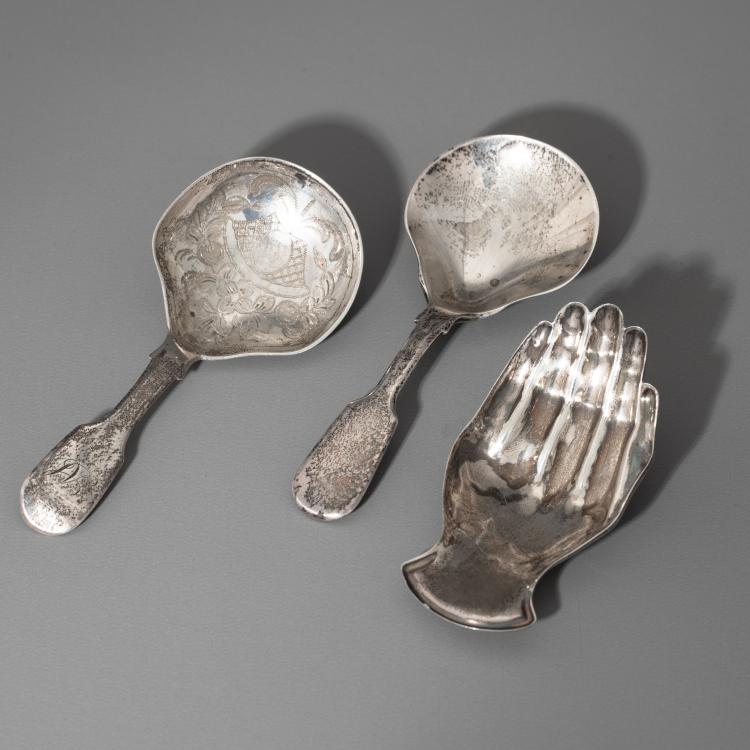Hauptbild zu Objekt, Drei silberne Teema&szlig;l&ouml;ffel, K-16A 111
