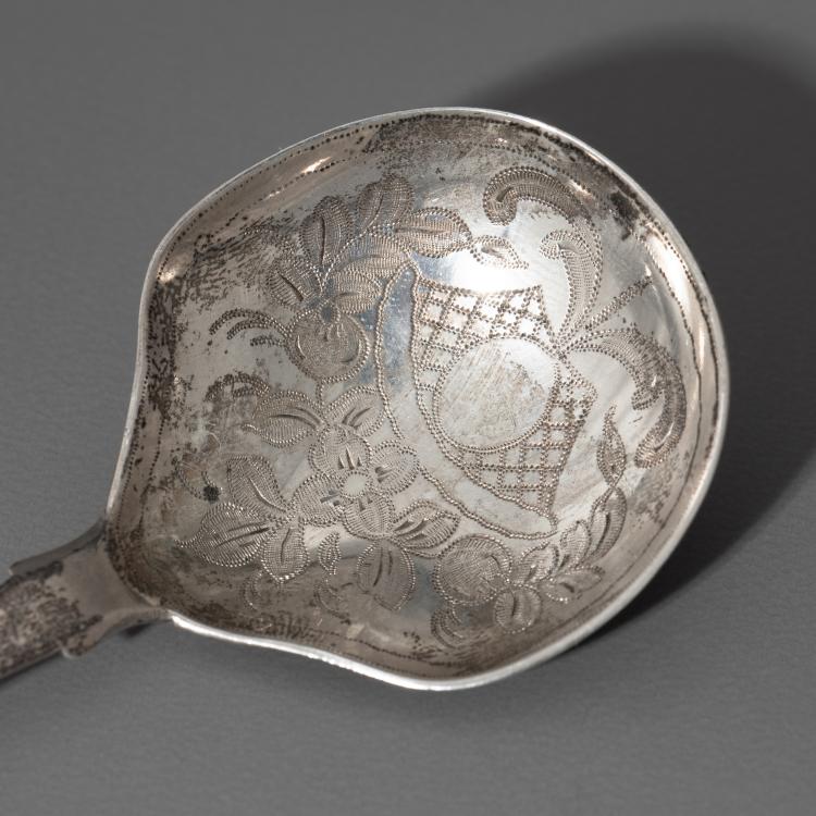 Bild 1 zu Objekt, Drei silberne Teema&szlig;l&ouml;ffel, K-16A 111