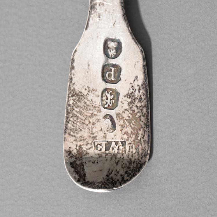 Bild 3 zu Objekt, Drei silberne Teema&szlig;l&ouml;ffel, K-16A 111