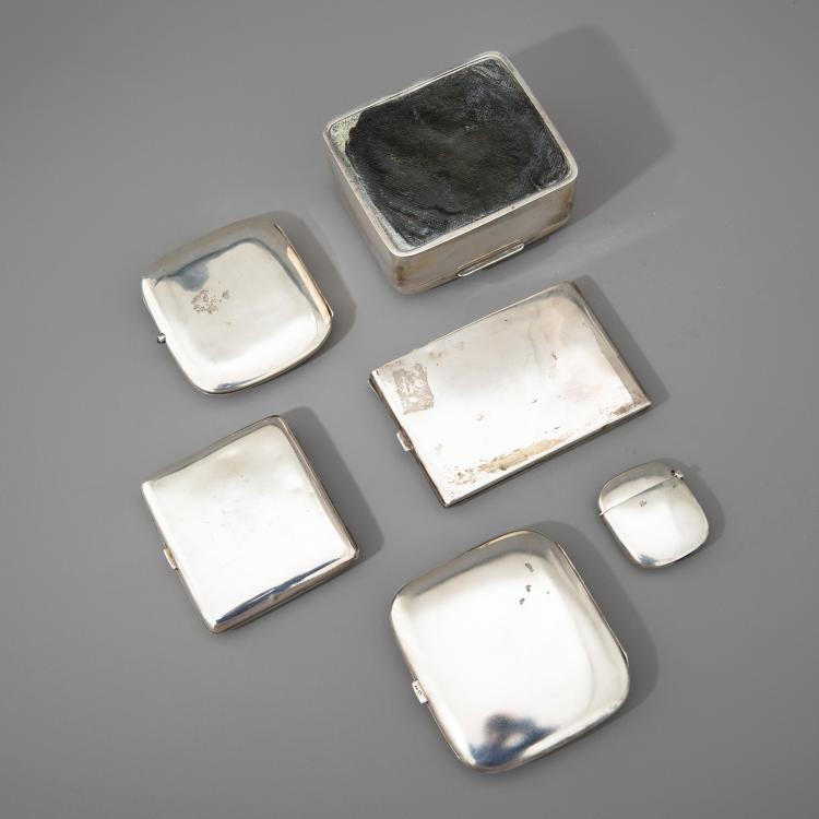 Bild 3 zu Objekt, 6 Silberetuis mit Pferdedarstellungen, K-16A 115