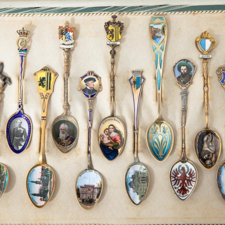 Bild 3 zu Objekt, Konvolut Souvenirl&ouml;ffel, K-16A 114