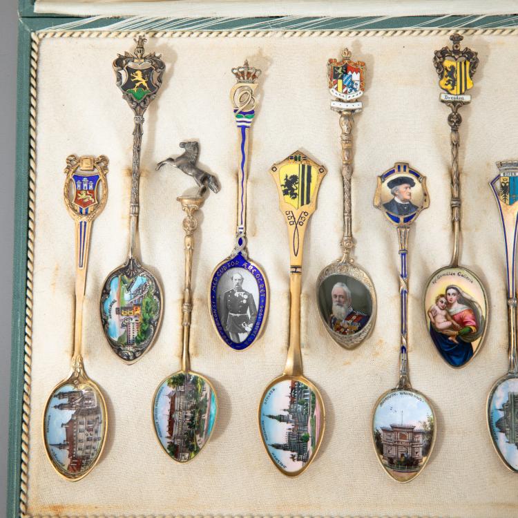 Bild 4 zu Objekt, Konvolut Souvenirl&ouml;ffel, K-16A 114