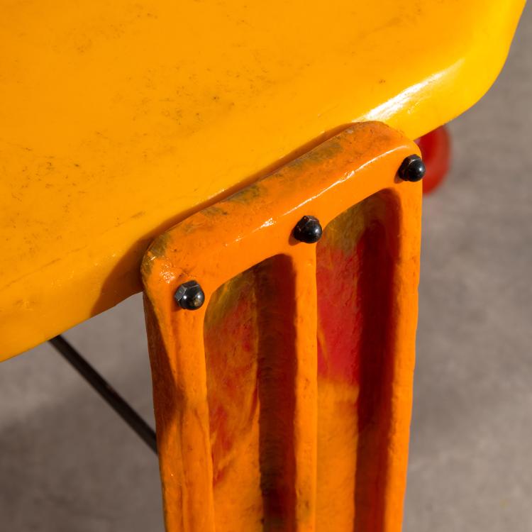 Bild 4 zu Objekt, Limitierter Tisch Modell Waffle Table f&uuml;r Chiat-Day, Gaetano Pesce, K-16B 805