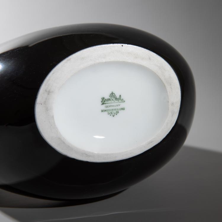 Bild 3 zu Objekt, Kummetvase Magnum, Beate Kuhn, Rosenthal, K-16A 197