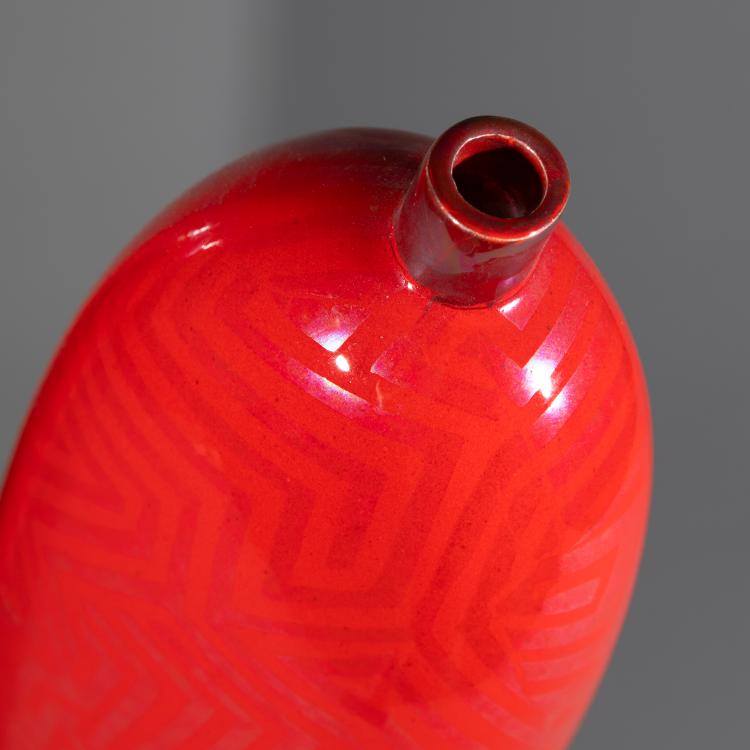 Bild 3 zu Objekt, Limitierte Vase Modell Trilaris Mollis aus der Vasi Rari Rosso Serie, Matteo Thun, Alessio Sarri, K-16B 796