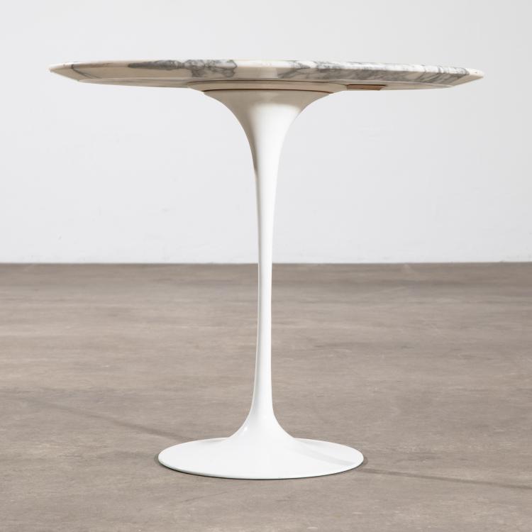 Bild 2 zu Objekt, Ovaler Beistelltisch aus der Tulip Serie, Eero Saarinen, Knoll International, K-16B 668