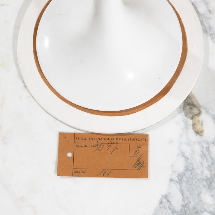 Bild 3 zu Objekt, Ovaler Beistelltisch aus der Tulip Serie, Eero Saarinen, Knoll International, K-16B 668