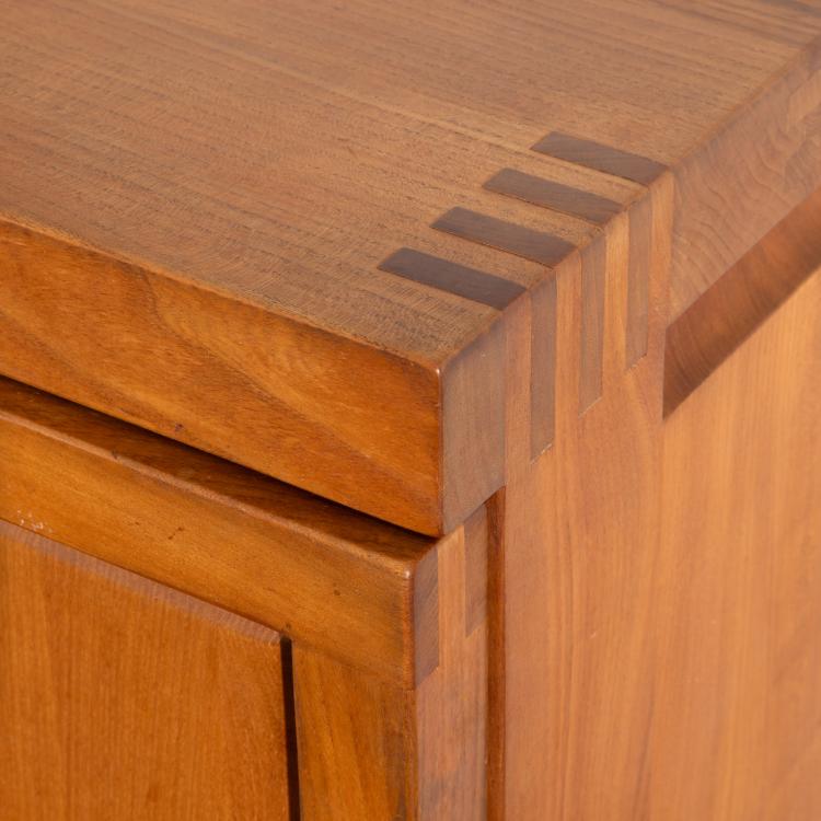 Bild 4 zu Objekt, Gro&szlig;es Sideboard Modell R16, Pierre Chapo, K-16B 645