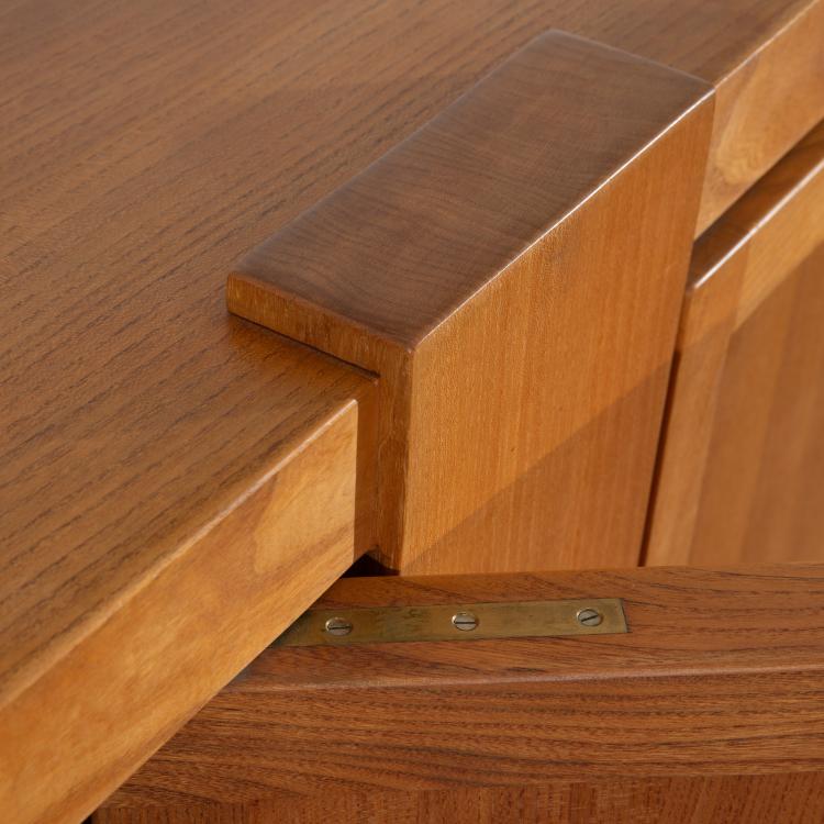 Bild 7 zu Objekt, Gro&szlig;es Sideboard Modell R16, Pierre Chapo, K-16B 645