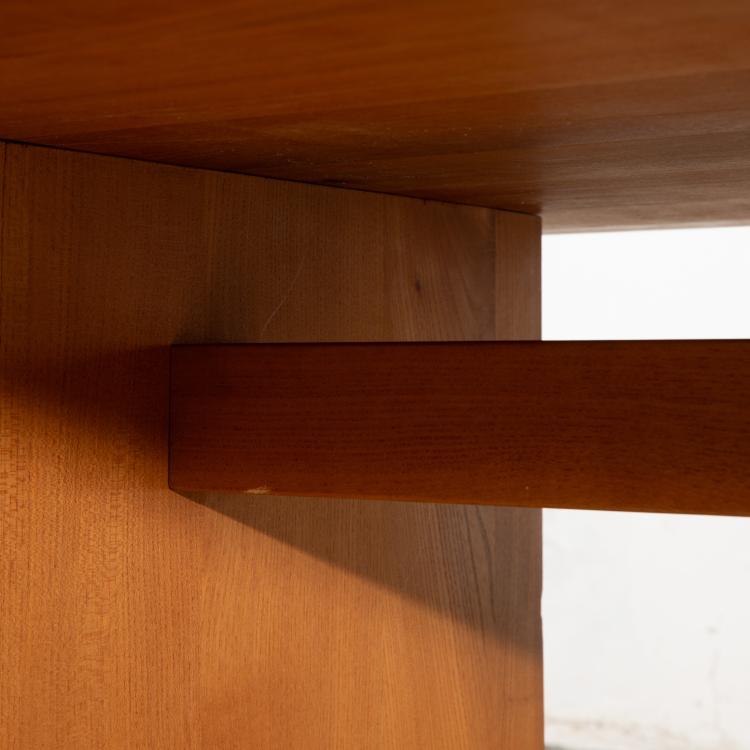 Bild 3 zu Objekt, Gro&szlig;er E&szlig;tisch Modell T20A, Pierre Chapo, K-16B 647