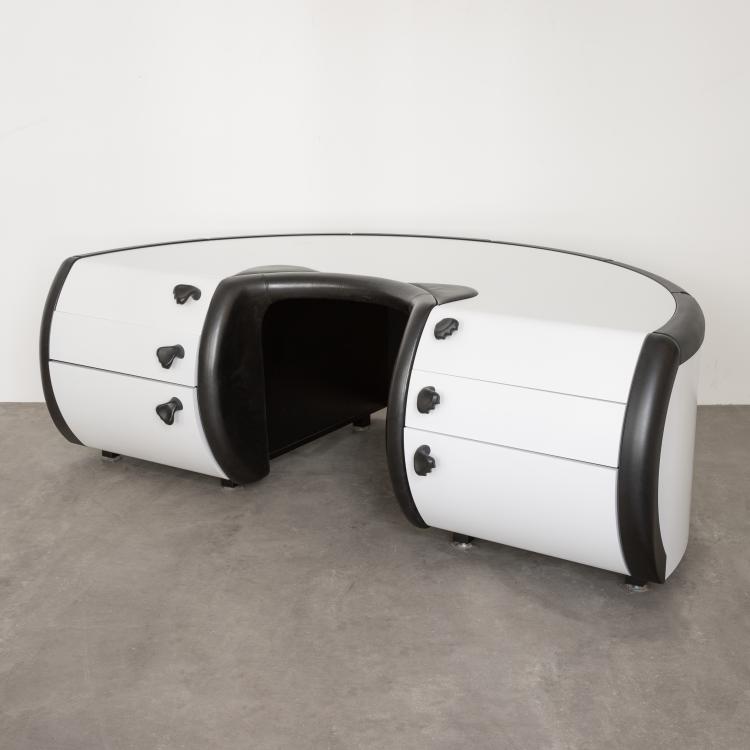 Bild 1 zu Objekt, Limitierter Schreibtisch Modell Futuro + B&uuml;rostuhl Modell Formel-e, Luigi Colani, Arreda Design, K-16B 830