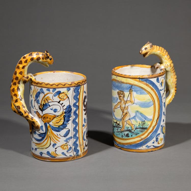 Hauptbild zu Objekt, Zwei Becher mit Raubtieren als Henkel, um 1880, Pesaro, Italien /Italy, K-17 33