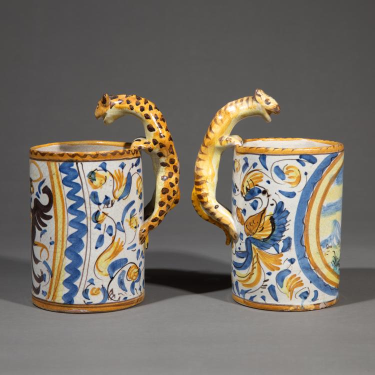 Bild 2 zu Objekt, Zwei Becher mit Raubtieren als Henkel, um 1880, Pesaro, Italien /Italy, K-17 33