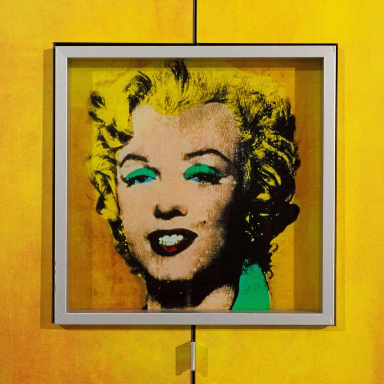 Bild 3 zu Objekt, Limitierter beleuchteter Barschrank Motiv 'Gold Marilyn Monroe', Andy Warhol, K-17 652
