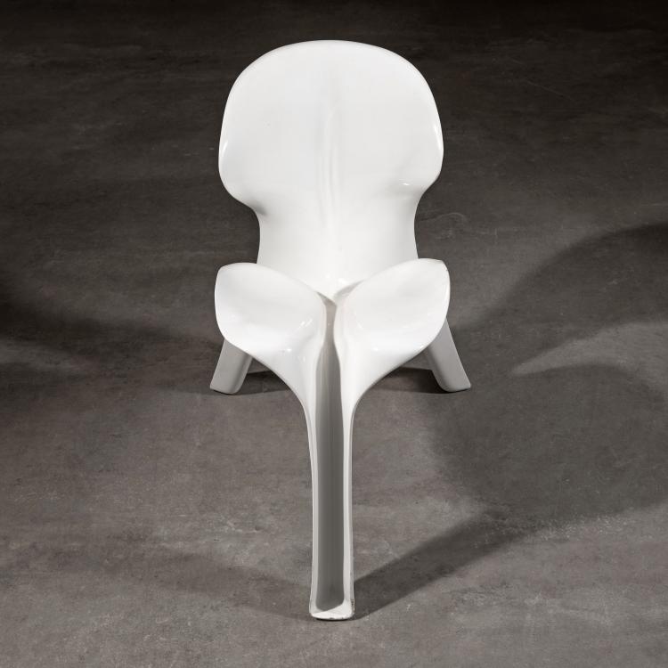 Bild 1 zu Objekt, Seltener, niedriger Stuhl aus der Floris Serie, G&uuml;nter Beltzig, Br&uuml;der Beltzig Design, K-16O 68