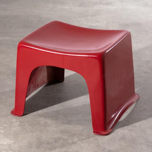 Hocker aus der Kinderkollektion