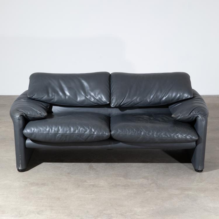 Bild 1 zu Objekt, Zweisitzer Lounge Sofa Modell Maralunga, Vico Magistretti, Cassina, K-17 540