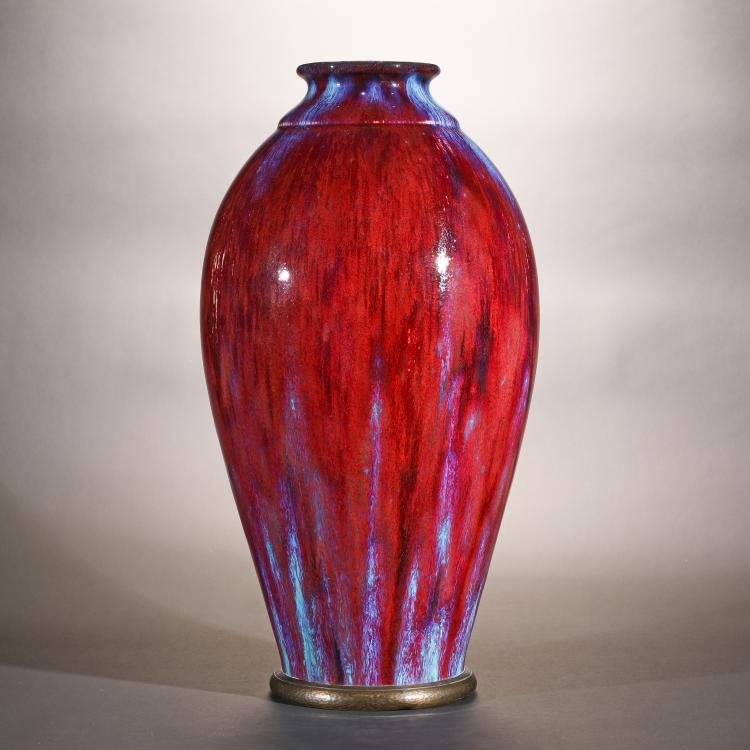 Bild 2 zu Objekt, Vase 'Sang-de-boeuf', 1926, S&egrave;vres, Porzellanmanufaktur, K-17 188