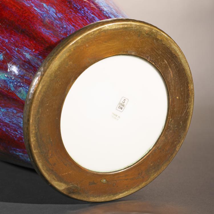 Bild 4 zu Objekt, Vase 'Sang-de-boeuf', 1926, S&egrave;vres, Porzellanmanufaktur, K-17 188