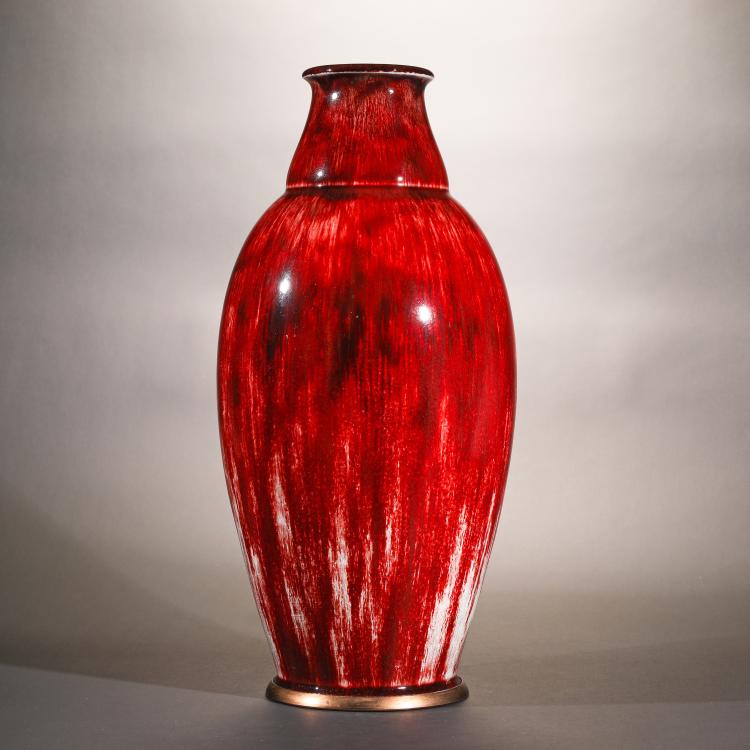 Bild 1 zu Objekt, Vase 'Sang-de-boeuf', 1930, S&egrave;vres, Porzellanmanufaktur, K-17 189