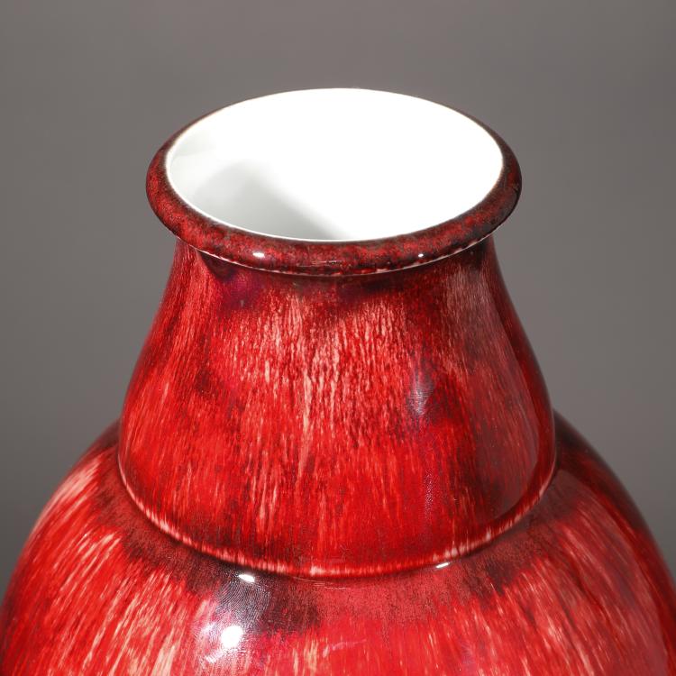 Bild 2 zu Objekt, Vase 'Sang-de-boeuf', 1930, S&egrave;vres, Porzellanmanufaktur, K-17 189