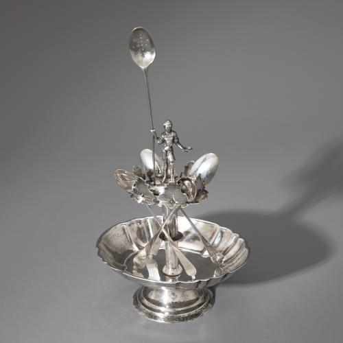 Silberne Zuckerschale mit Löffelhalter, 18./19. Jahrhundert