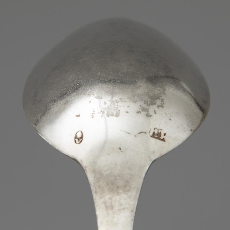 Bild 3 zu Objekt, Silberbesteck in Holzkasten, Augsburg, K-17 113