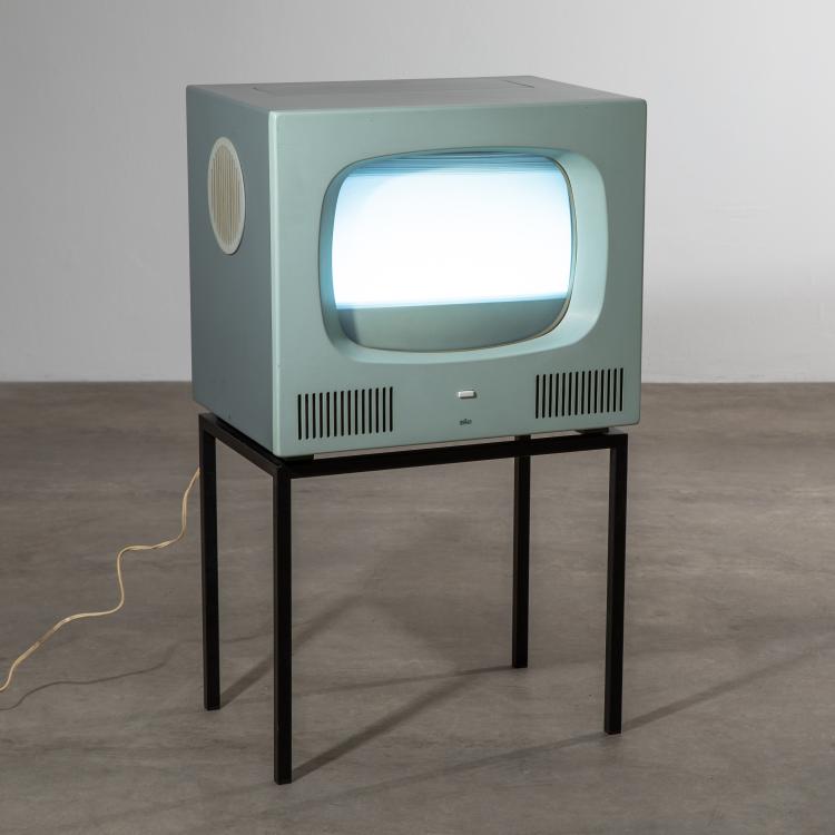 Hauptbild zu Objekt, Fernseher Modell HF 1, Herbert Hirche, Braun AG, K-17 391
