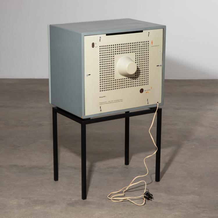 Bild 6 zu Objekt, Fernseher Modell HF 1, Herbert Hirche, Braun AG, K-17 391