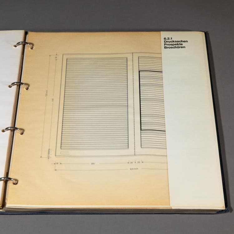 Bild 10 zu Objekt, Lufthansa-Werbung. Richtlinien und Normen CGN XE 3, 1963, Otl Aicher, K-17 396