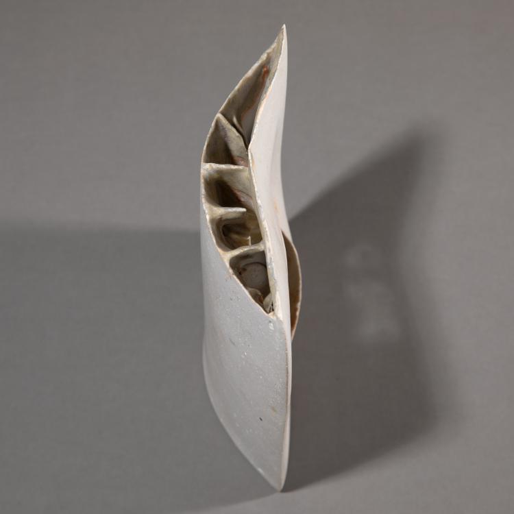 Bild 4 zu Objekt, Flache Vase mit Rippen, Ruth Duckworth, K-17 201