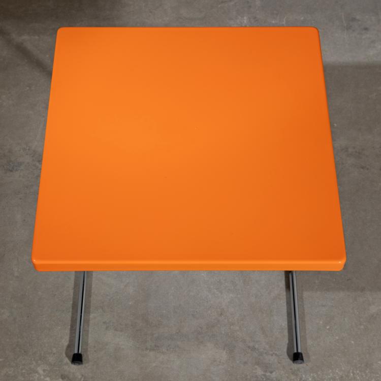 Bild 1 zu Objekt, Faltbarer Beistelltisch, Verner Panton, Emalco, K-17 491