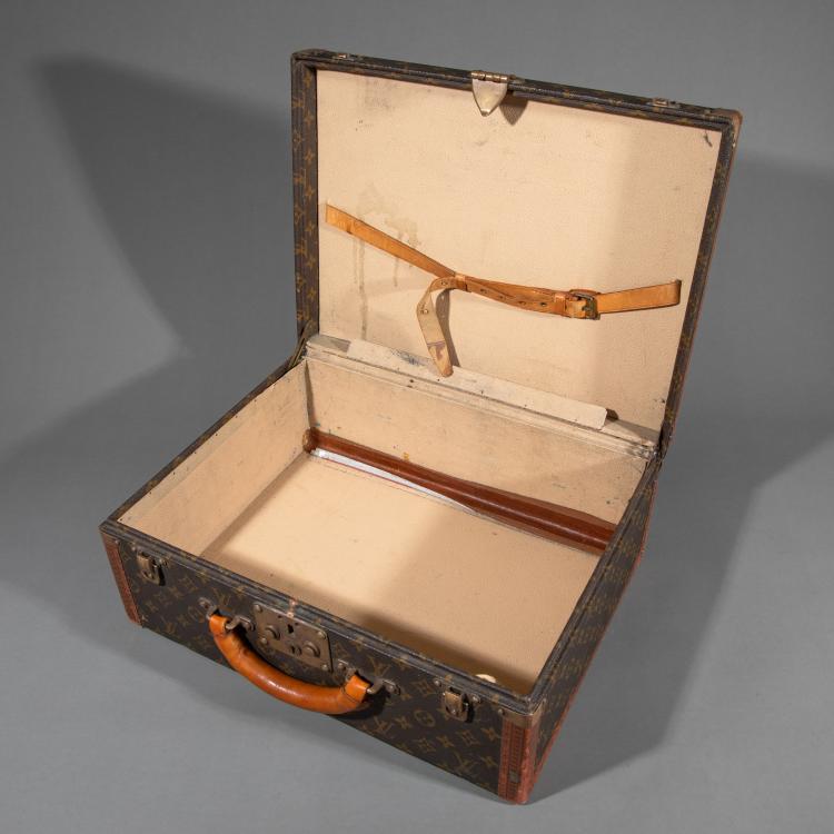 Bild 4 zu Objekt, Kleiner Koffer 'Monogram Canvas', Louis Vuitton, Paris, K-17 57