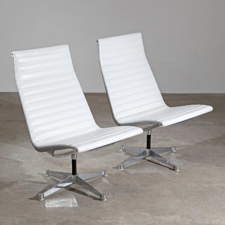 Hauptbild zu Objekt, Zwei Aluminium Group Lounge Chairs Modell EA 116, Charles & Ray Eames, Vitra Design, Weil am Rhein, K-17 438