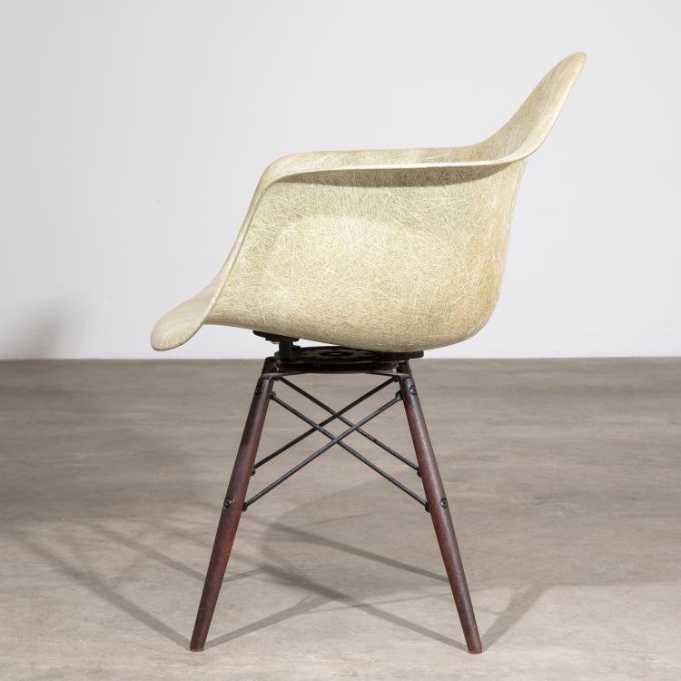 Bild 2 zu Objekt, Drehstuhl Modell PAW 'Rope Edge', Charles & Ray Eames, Zenith Plastics, Gardena, K-17 421