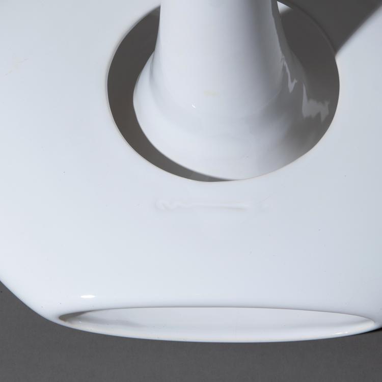 Bild 8 zu Objekt, 2 Vasen Modell Sci-Fi, Marc Newson, Cor Unum, den Bosch, K-17 609