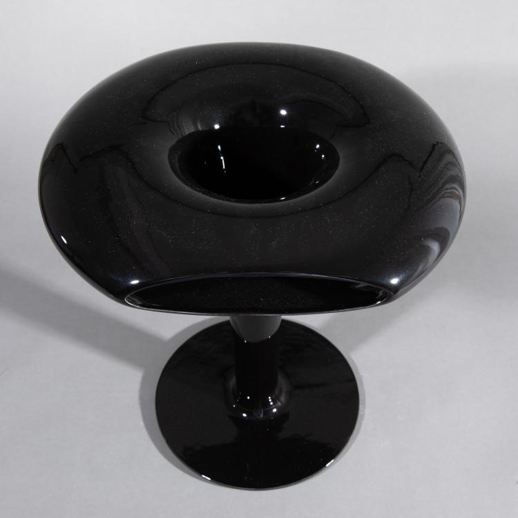 Bild 11 zu Objekt, 2 Vasen Modell Sci-Fi, Marc Newson, Cor Unum, den Bosch, K-17 609