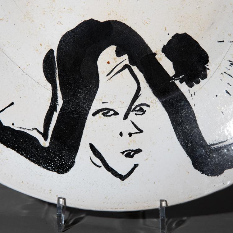 Bild 2 zu Objekt, Weiter Keramikteller, 1990, Helge Leiberg, K-17 238