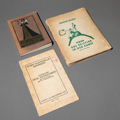 Three art manifests, 1908-1925