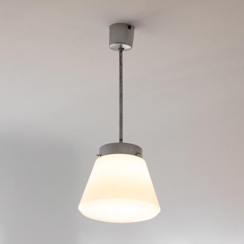 Pendant lamp model 712 and Frankfurter Register No. 9