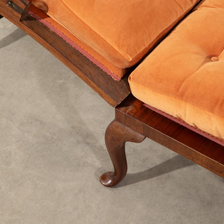 Bild 1 zu Objekt, Zwei gro&szlig;e ausziehbare Fauteuils im Stil Louis XV., Frankreich/France, K-17 26