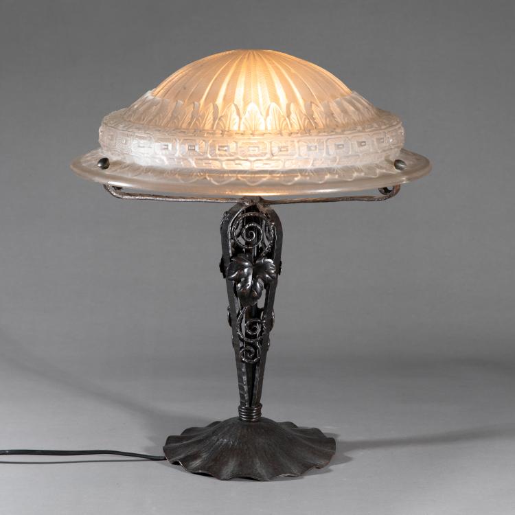 Hauptbild zu Objekt, Tischleuchte, um 1930, Schneider, Epinay-sur-Seine, K-17 62