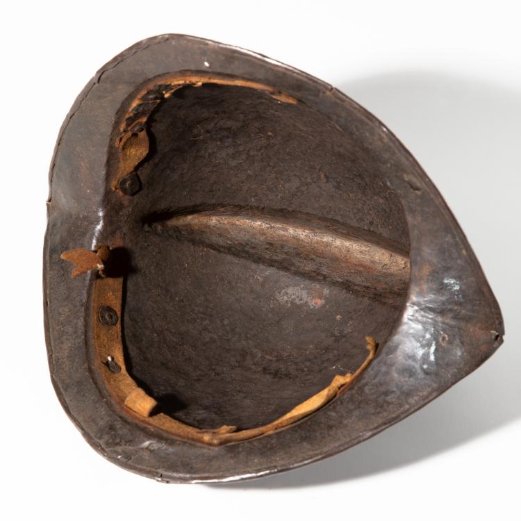 Bild 4 zu Objekt, Morion mit Kamm, im Stil des 16. Jh., Deutschland/German, K-17 13