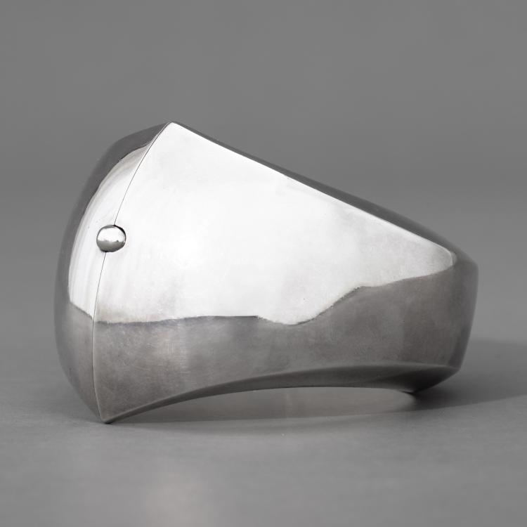 Bild 8 zu Objekt, Armreif, Nanna Ditzel,J&oslash;rgen Ditzel, Jensen, Georg, Kopenhagen, K-17 142