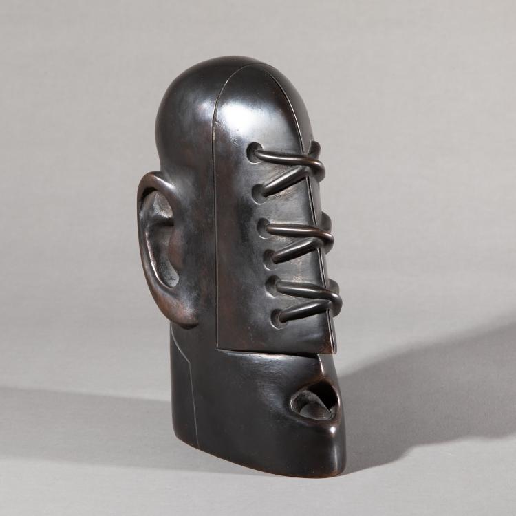 Bild 1 zu Objekt, Skulptur 'Kleiner Verschn&uuml;rter Kopf II', 1978, Rainer Kriester, Giesserei Zimmer, Hermannsburg, K-17 235
