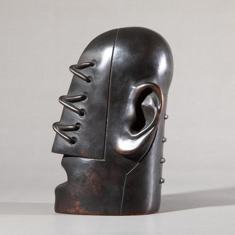 Bild 3 zu Objekt, Skulptur 'Kleiner Verschn&uuml;rter Kopf II', 1978, Rainer Kriester, Giesserei Zimmer, Hermannsburg, K-17 235