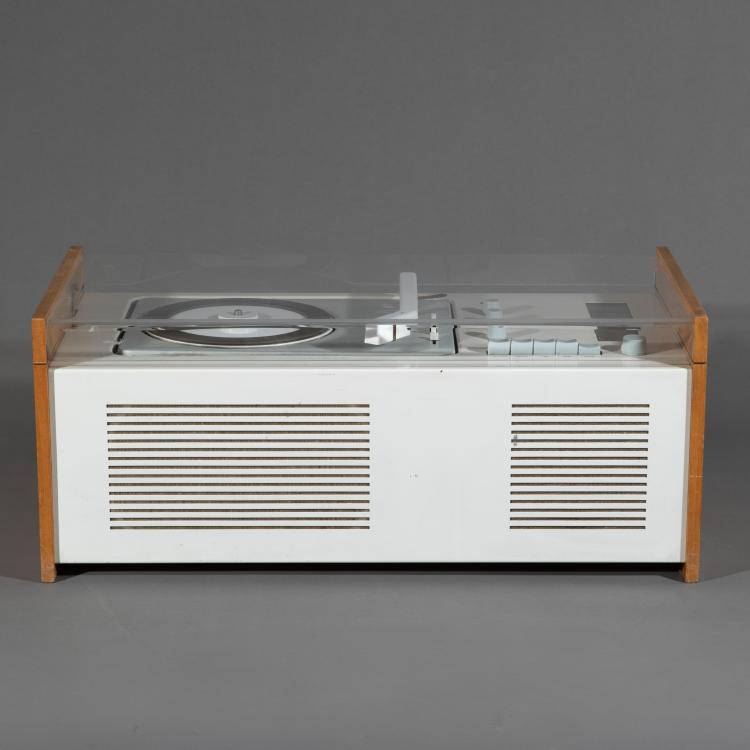 Bild 3 zu Objekt, Radio-Phono-Kombination SK 6 'Schneewittchensarg', Hans Gugelot,Dieter Rams, Braun AG, K-17 392
