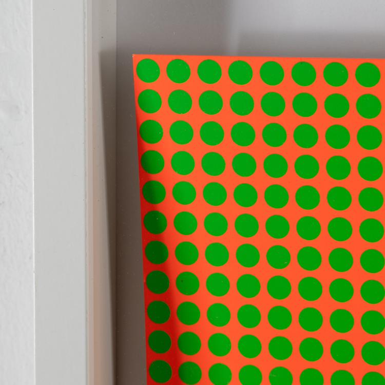 Bild 2 zu Objekt, Ohne Titel (Gr&uuml;ne Punkte auf orangenem Grund), 1972, K-17 275