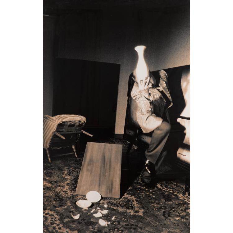 Hauptbild zu Objekt, Photograph from the series 'Im Wahnzimmer', 1984, K-17 341
